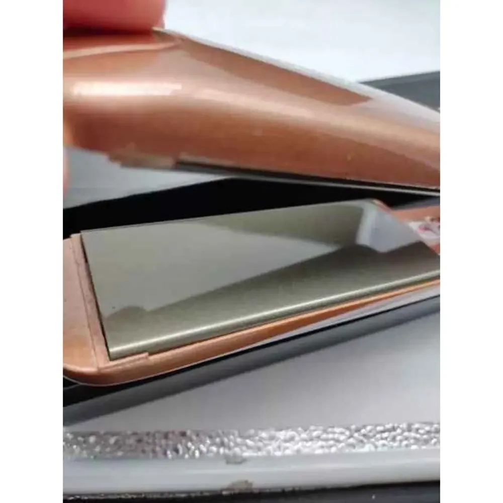 Rmovc‎ Professional Hair Straightener Flat Iron Heats up to 450 Degrees
